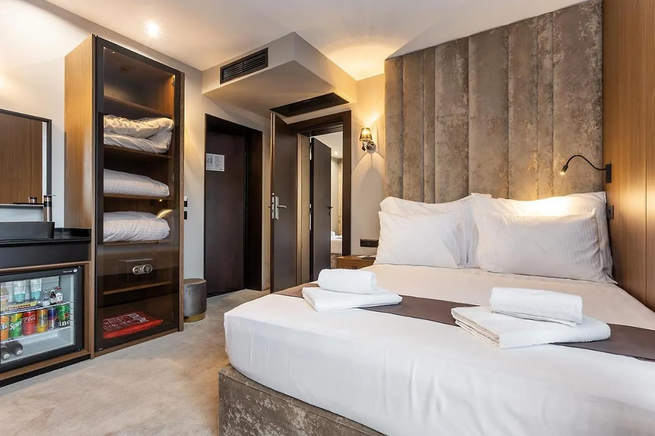 Abrazo Sofia Hotel By Hmg 4*,  Bulharsko
