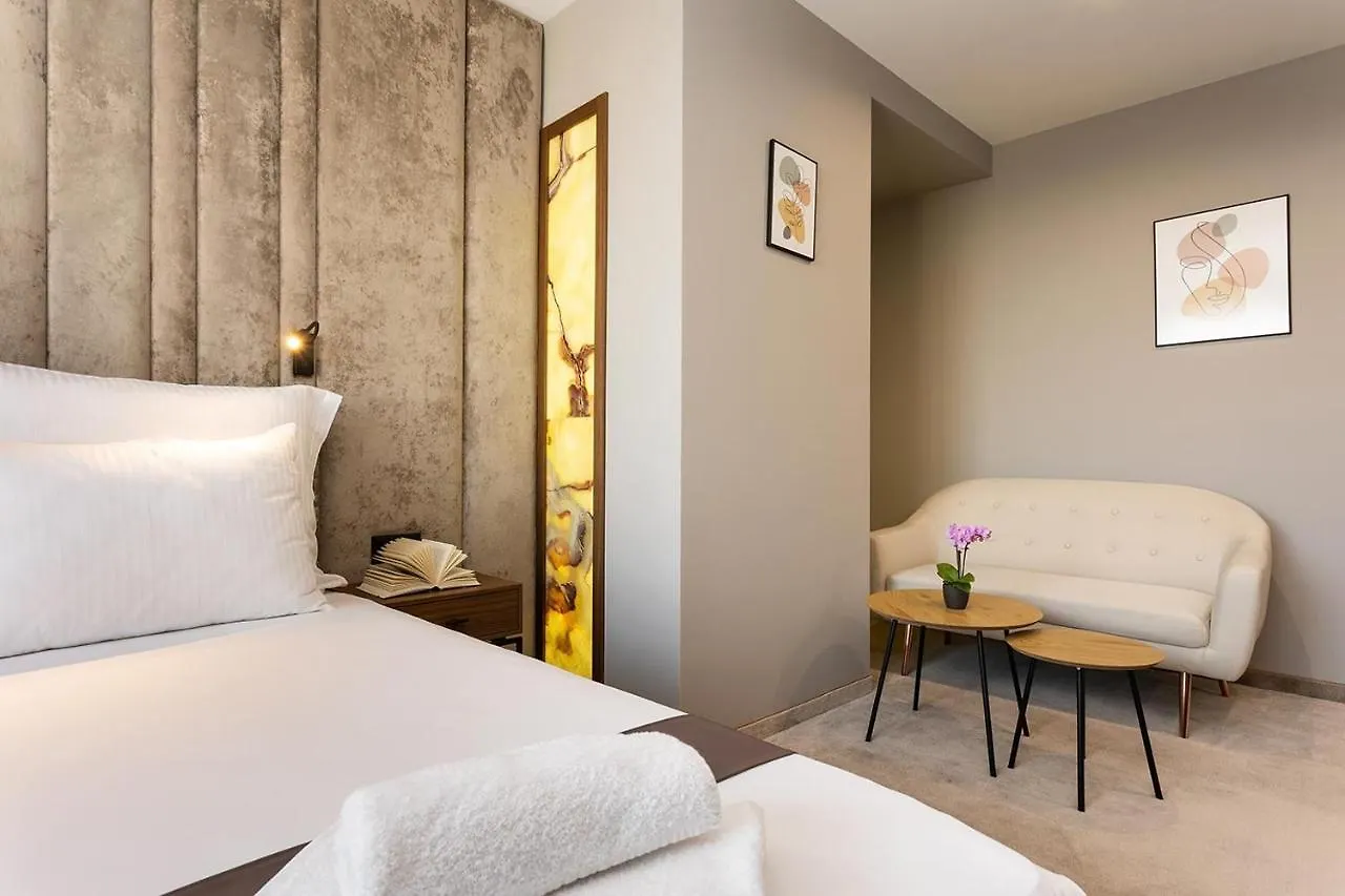 Abrazo Sofia Hotel By Hmg