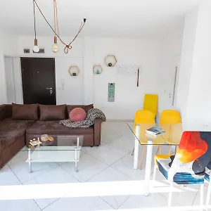 https://sea-stars-luxury-central-apartment.goldensandshotels.net